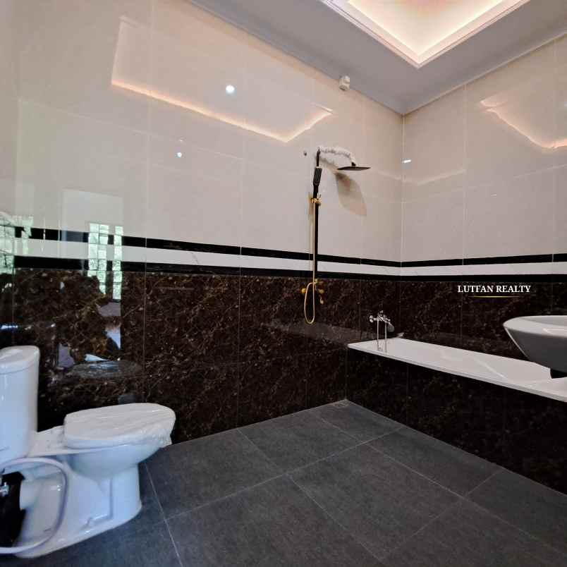 rumah pejaten mewah classic non cluster