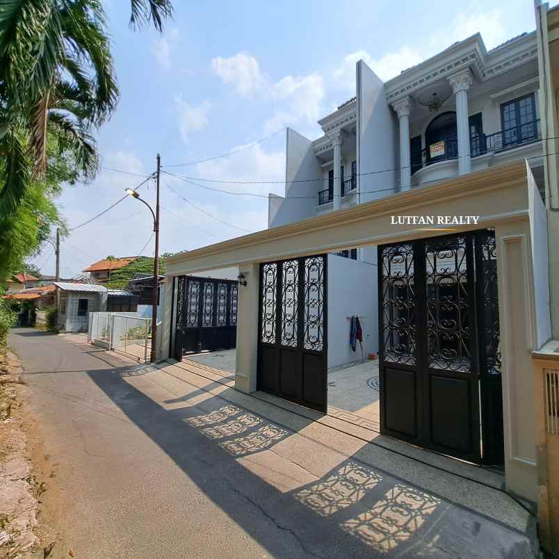 rumah pejaten mewah classic non cluster