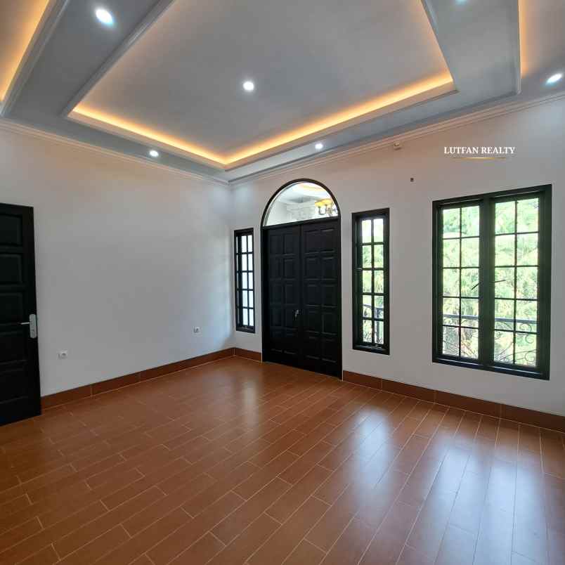 rumah pejaten mewah classic non cluster