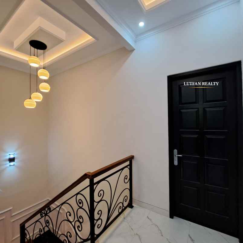 rumah pejaten mewah classic non cluster