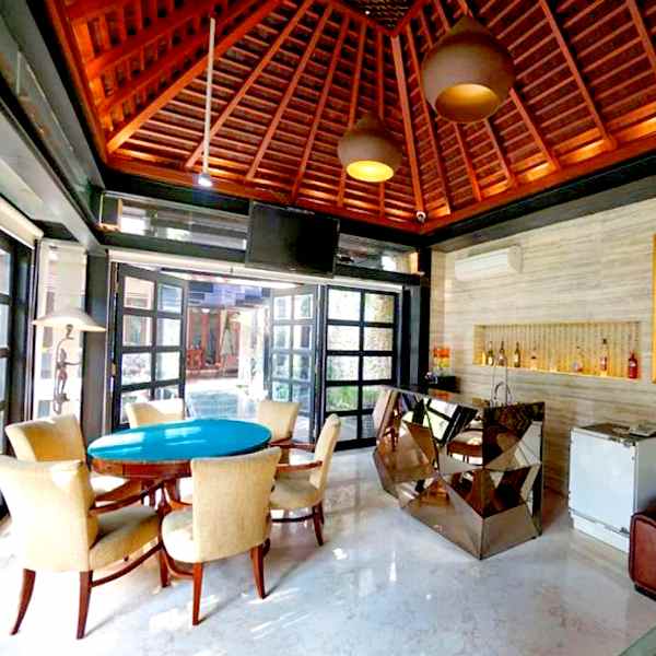 rumah pondok indah jakarta selatan