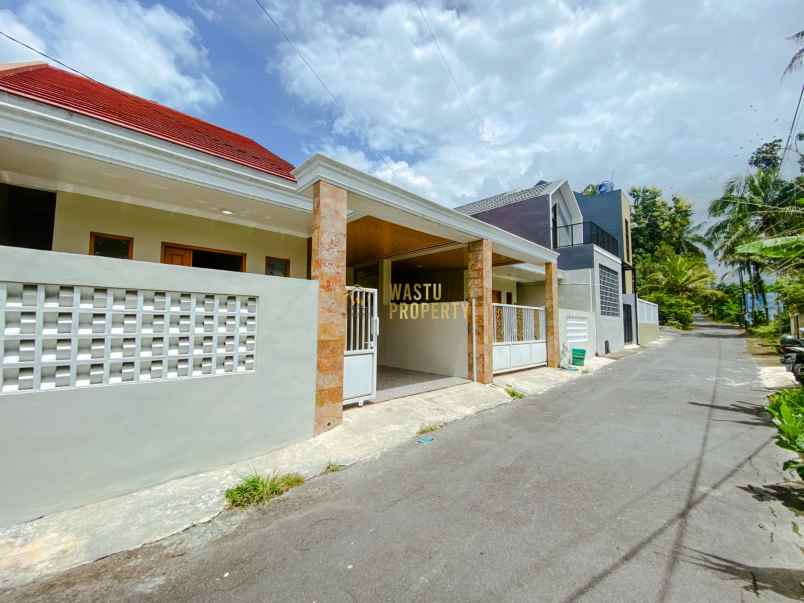 rumah semi furnish harga terjangkau di ngemplak