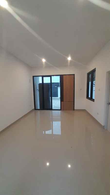 rumah siap huni diantara pondok cabe dan cinere