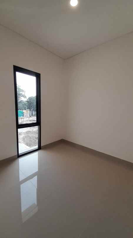 rumah siap huni diantara pondok cabe dan cinere