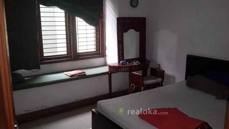 rumah slipi