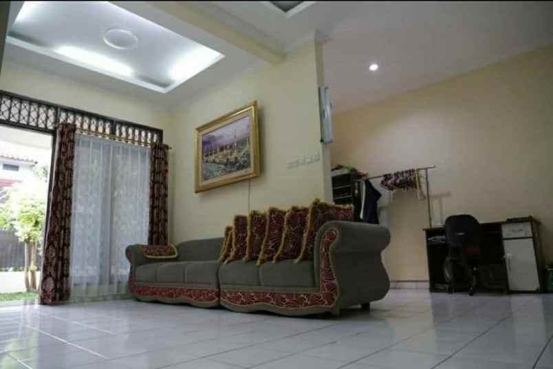 rumah taman permata cikunir jaka