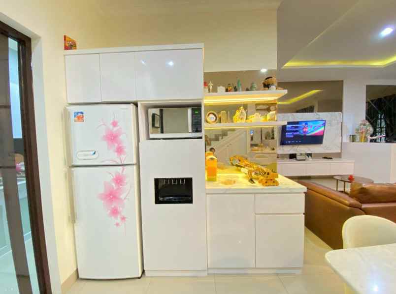 rumah tamnansari karang tengah