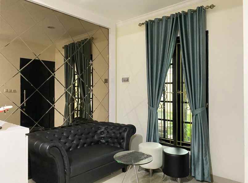 rumah tamnansari karang tengah