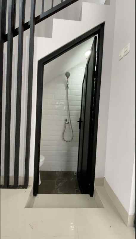 rumah townhouse pondok labu cilandak jakarta selatan