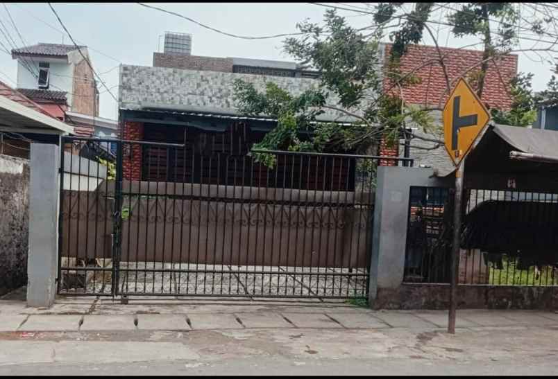 sewa rumah kantor usaha dekat halim