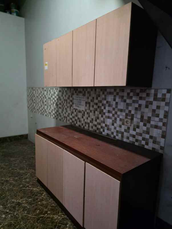 sewa rumah kantor usaha dekat halim