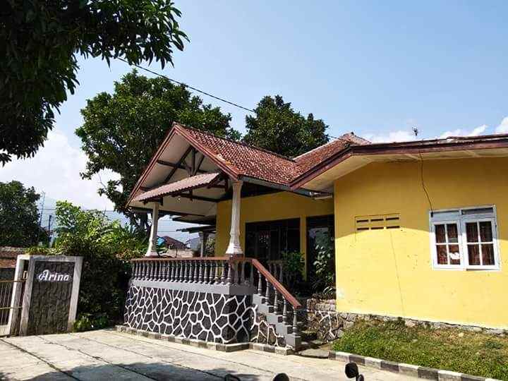 sewa villa murah di puncak villa arina cisarua