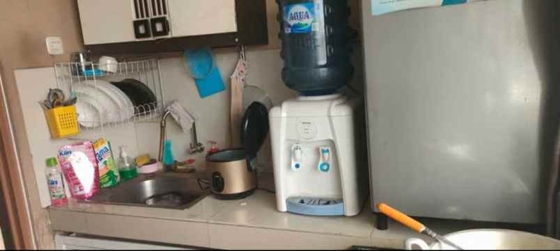 toko besi kusen alumunium