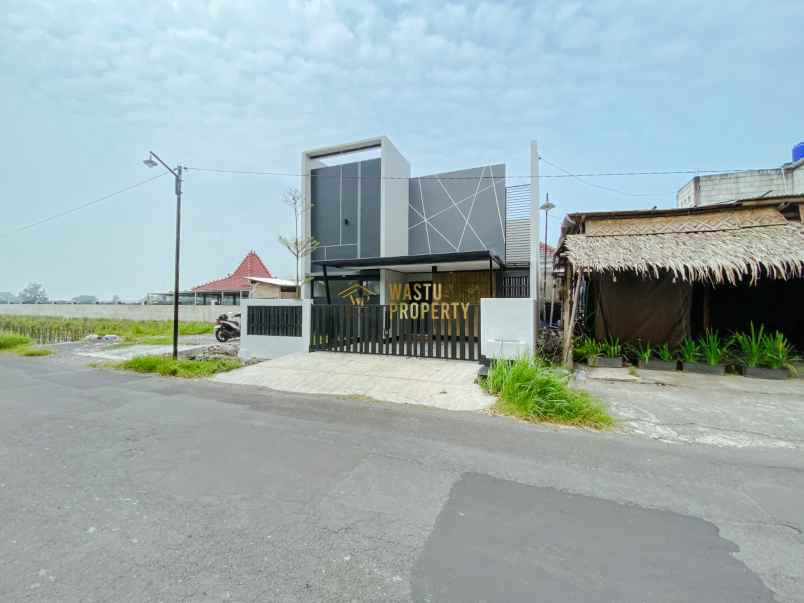 couple babadan rumah dijual di kalasan lokasi favorit