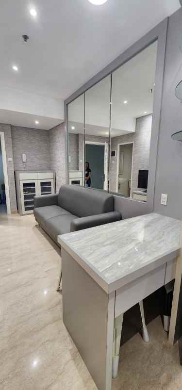 dijual apartemen jalan putri hijau guru