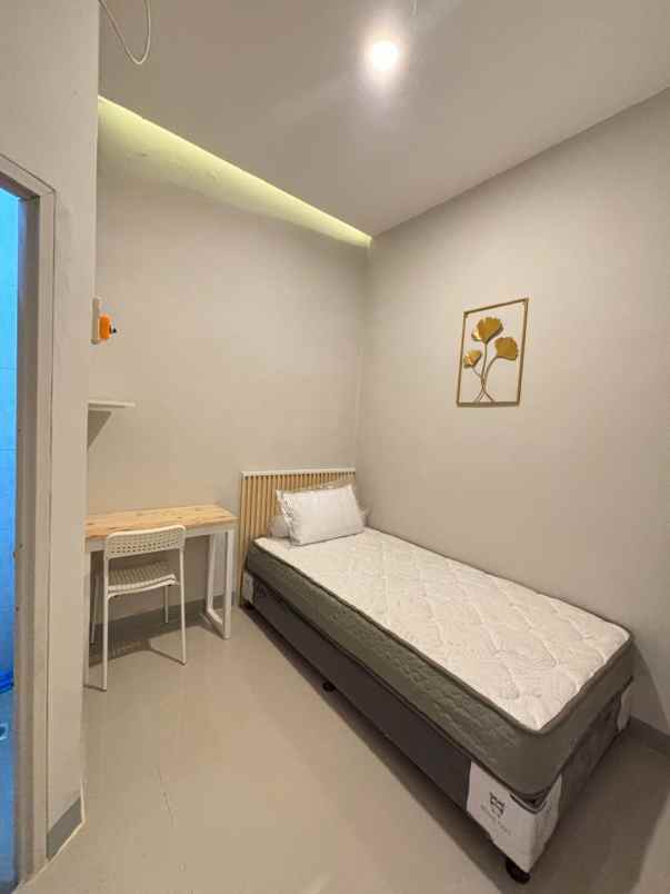 dijual kost jl kasuari jababeka mekarmukti