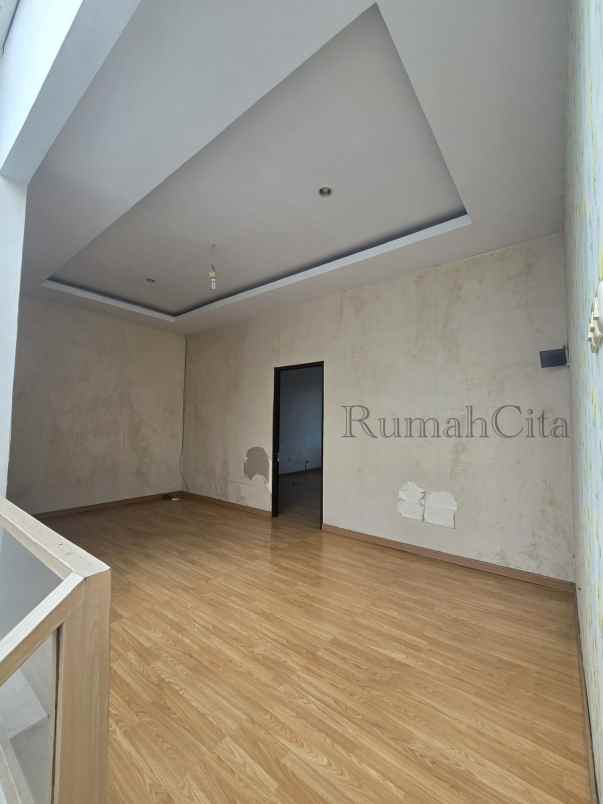 dijual ruko gudang kantor prima harapan regensy