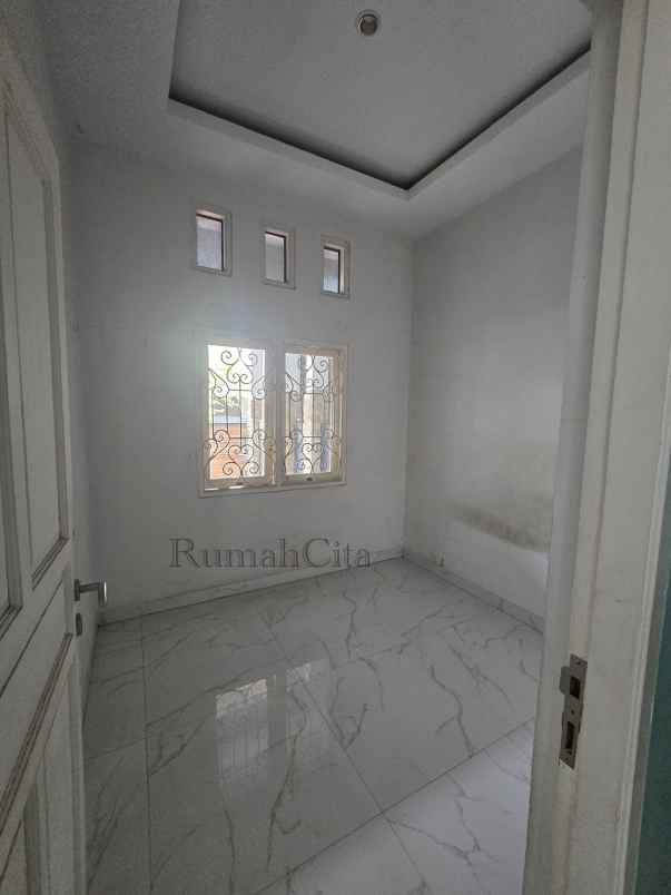 dijual ruko gudang kantor prima harapan regensy