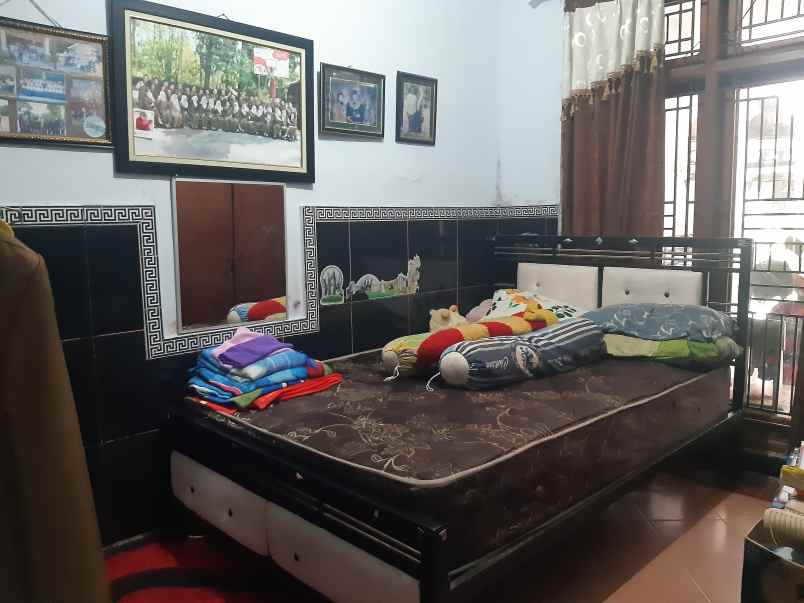 dijual rumah 2 lantai di perumahan taman gading jember