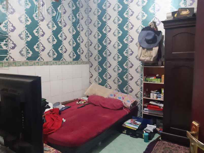 dijual rumah 2 lantai di perumahan taman gading jember