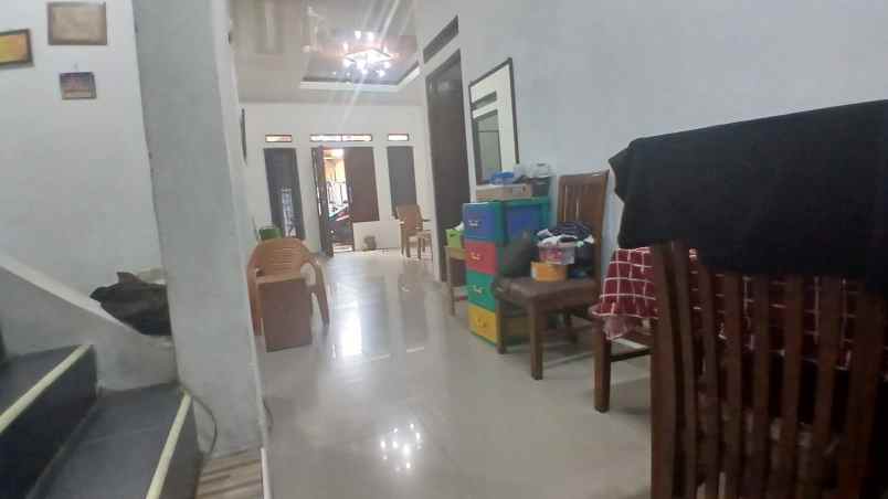 dijual rumah 2 lt siap huni depok timur kp bojong