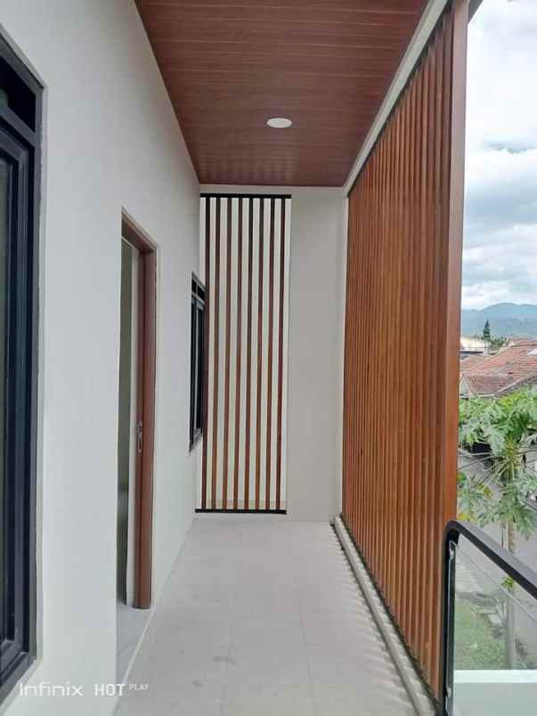 dijual rumah antapani