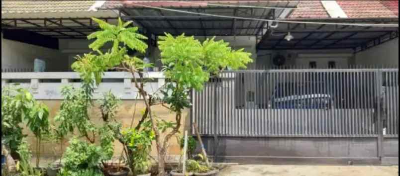 dijual rumah arteri sokerano hatta