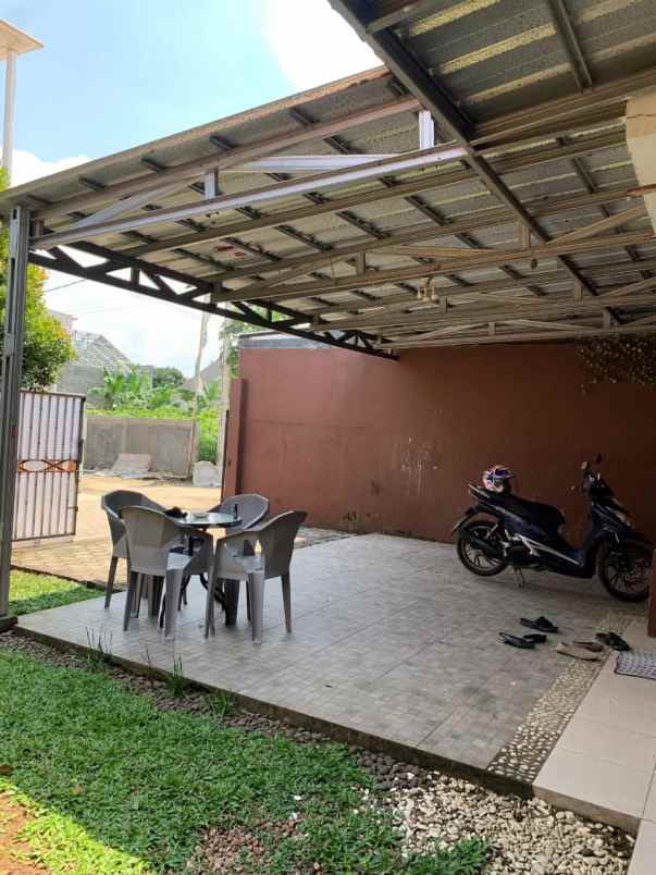 dijual rumah bagus siap huni di cibinong bogor