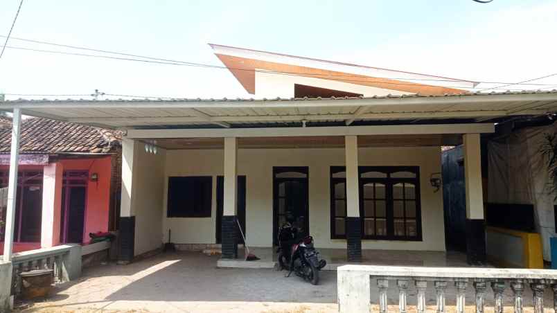 dijual rumah besar mojosari mojokerto