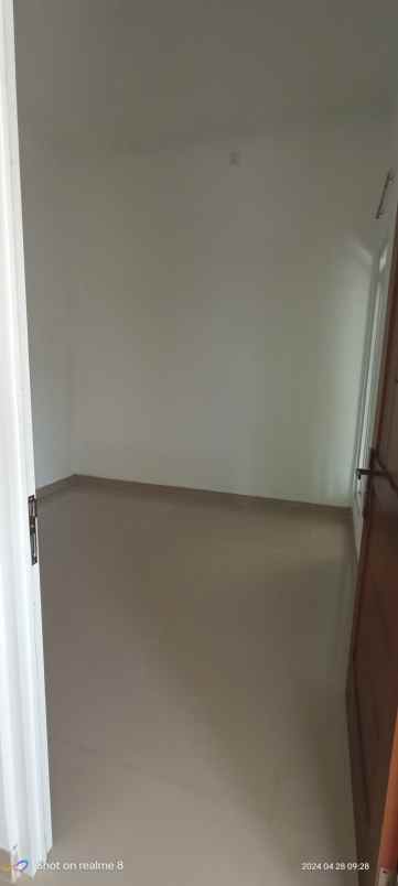 dijual rumah bhakti abri