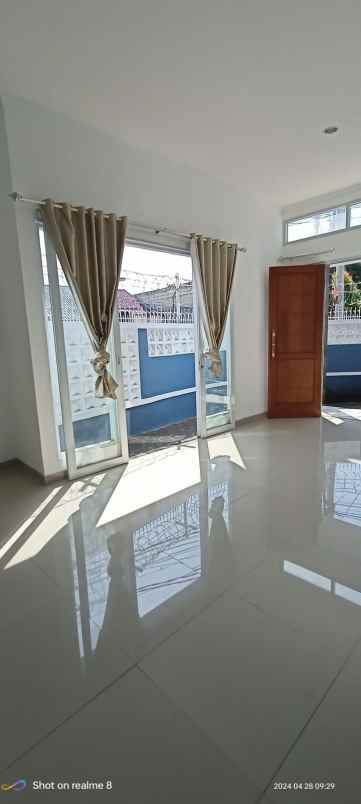 dijual rumah bhakti abri