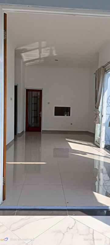 dijual rumah bhakti abri