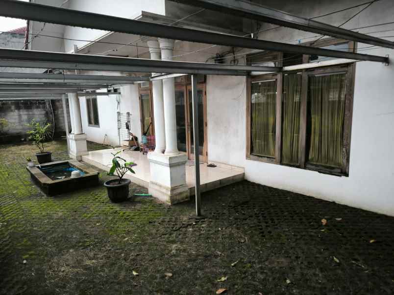 dijual rumah bintang metropol