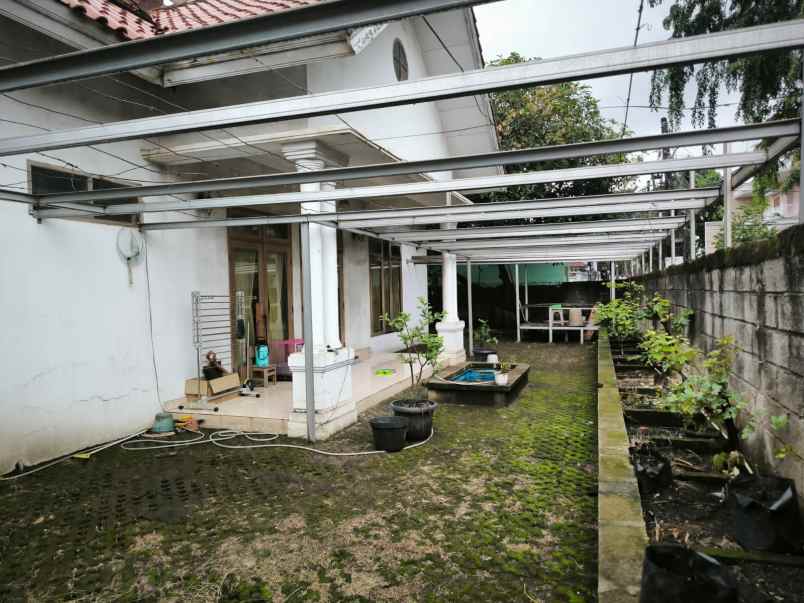 dijual rumah bintang metropol