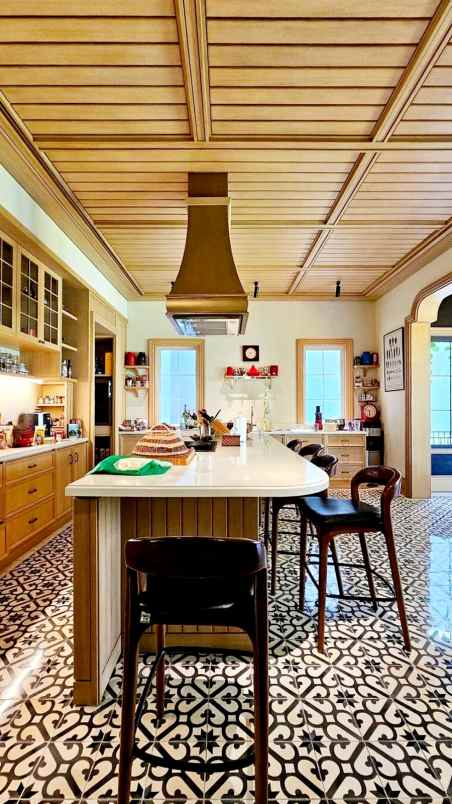 dijual rumah bukit golf pondok indah