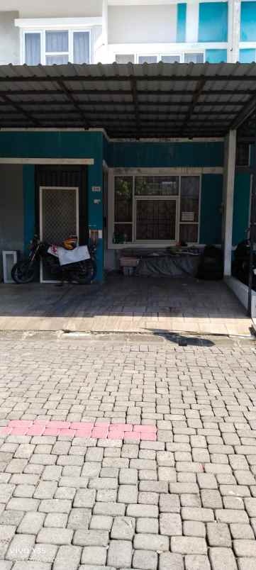 dijual rumah bukit wahid