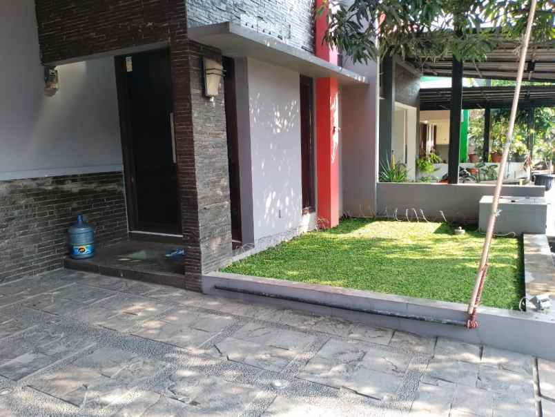 dijual rumah bumi panyawangan estate