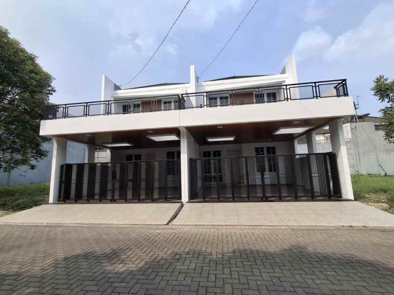 dijual rumah cihanjuang