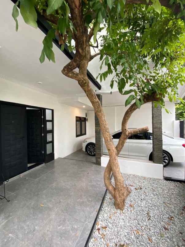 dijual rumah ciledug