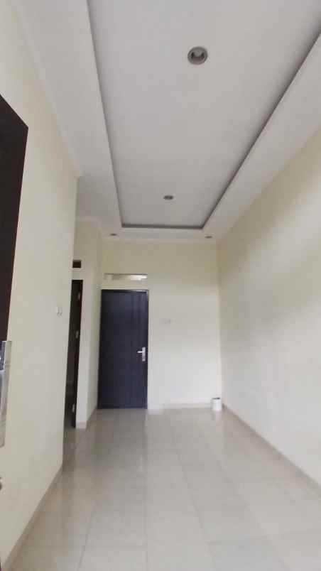 dijual rumah cimanggis