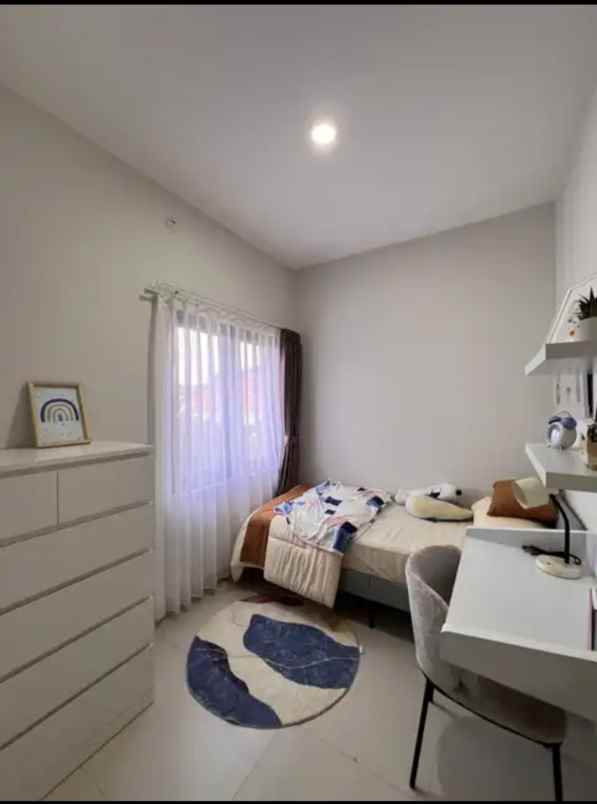 dijual rumah cipayung jaktim