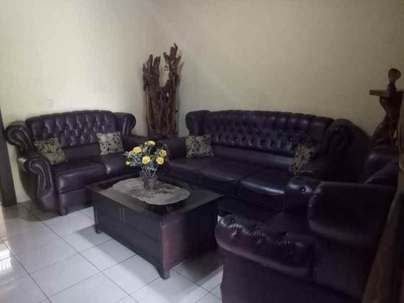 dijual rumah cirendeu ciputat timur tangsel