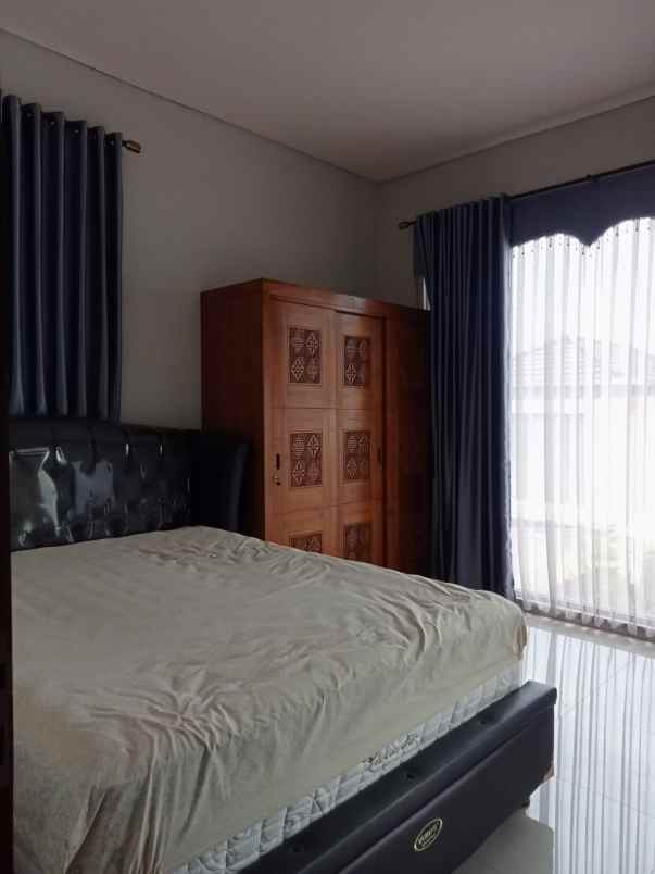 dijual rumah cluster cipageran cimahi