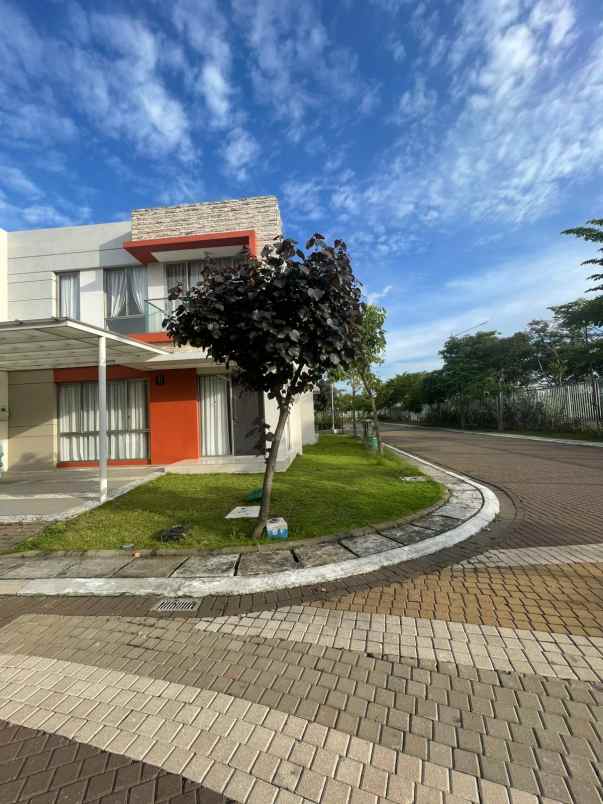 dijual rumah cluster hawai pik2