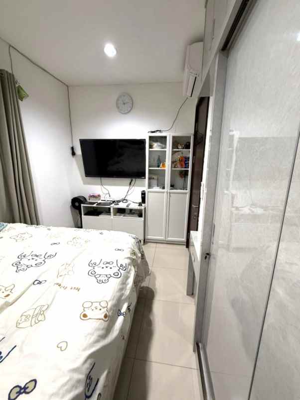 dijual rumah cluster mahakam jgc