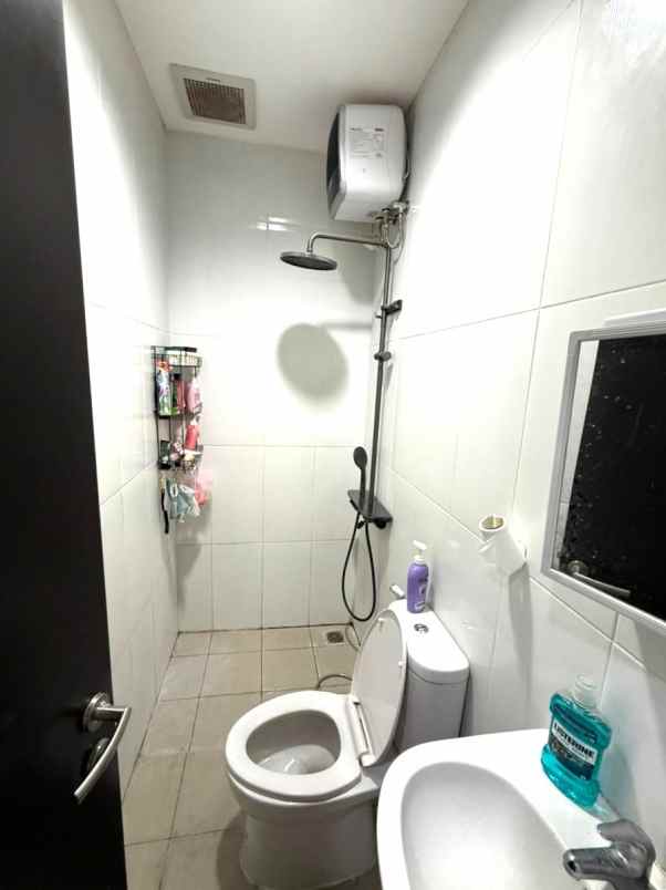 dijual rumah cluster mahakam jgc