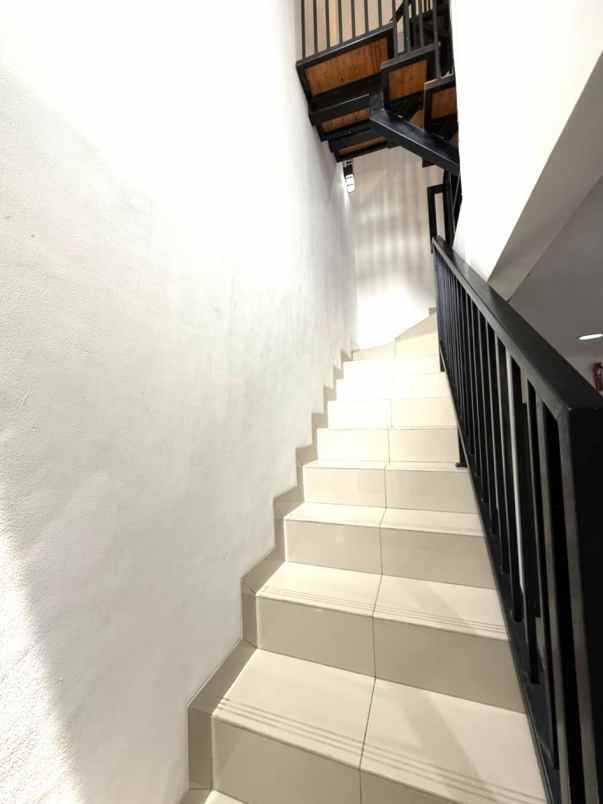 dijual rumah cluster mahakam jgc