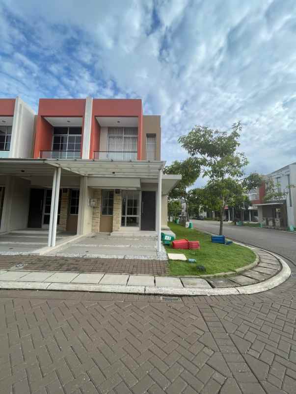 dijual rumah cluster miami pik2