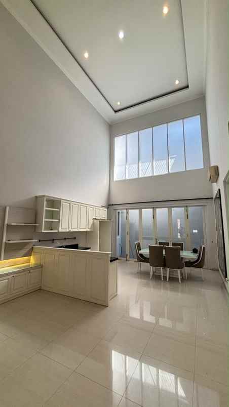 dijual rumah dharmahusada indah timur