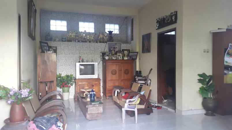 dijual rumah di area ubung gatsu subroto denpasar bali